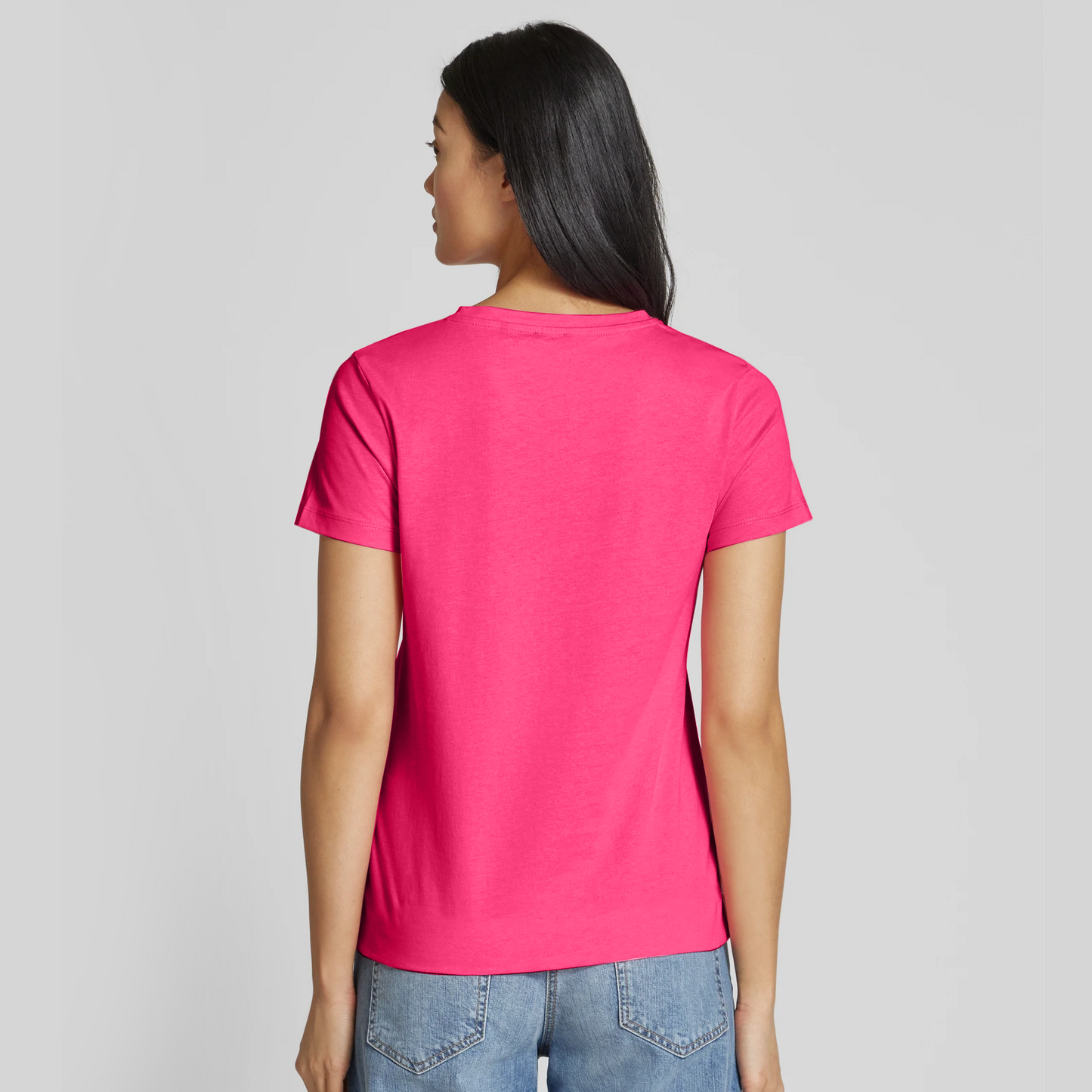 LADIES ICONIC FIT T